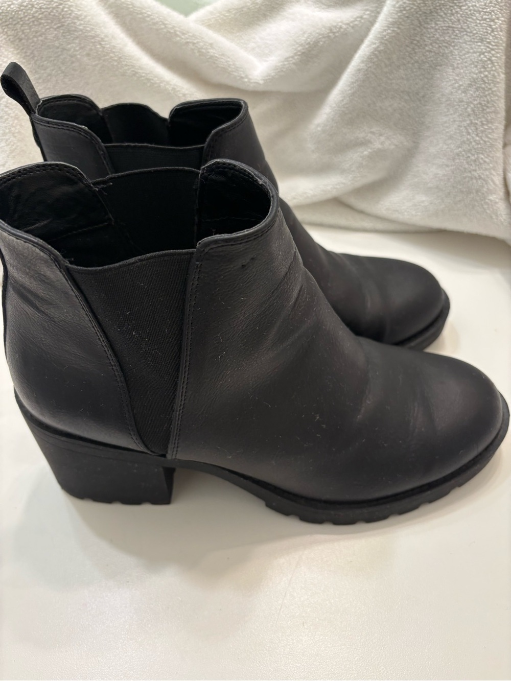 Xappeal Black Leather Chelsea Ankle Boots